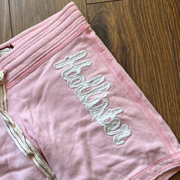 Hollister Low Rise Casual Long Shorts - Picture 3 of 6